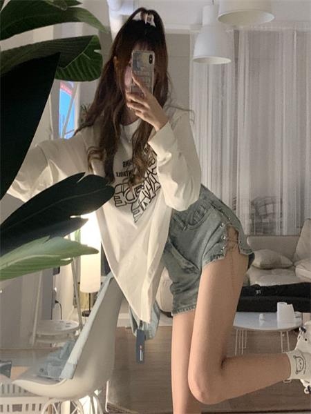 私约嫩妹小婉