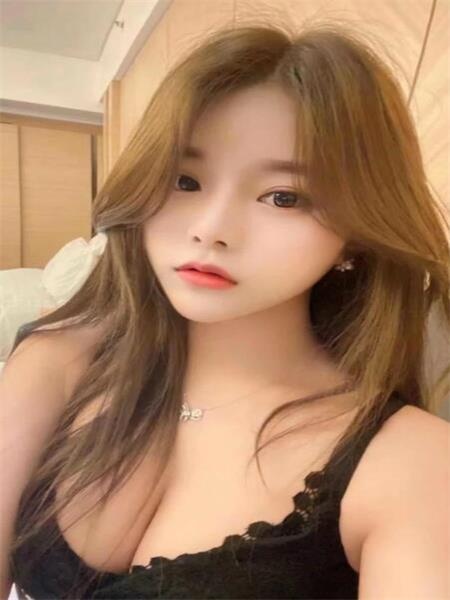 蛋蛋后年轻小师妹
