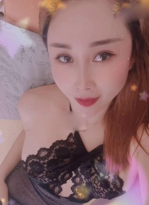 高颜值御姐逃花