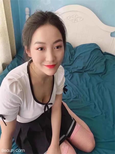 中规中矩小柒妹子