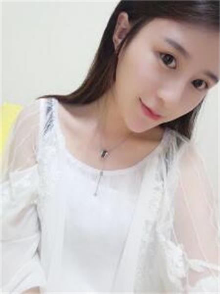 湖南路一个妹子刚下水