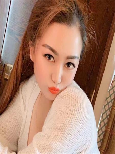 再约气质少妇佳佳