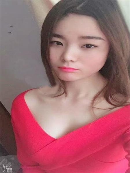 果果身材好，性感