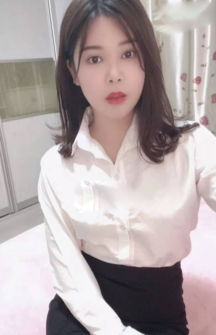 气质不错的少妇小雯