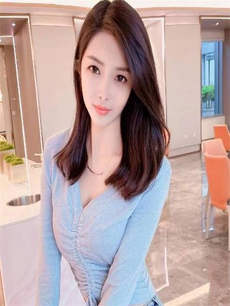 分享个清纯大长腿