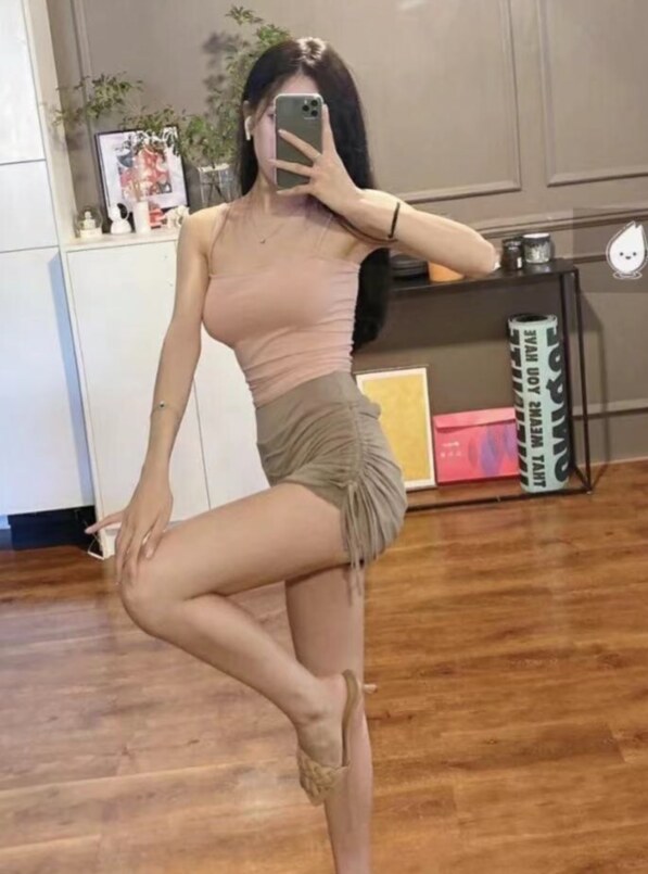 雨花98年耐看型妹子