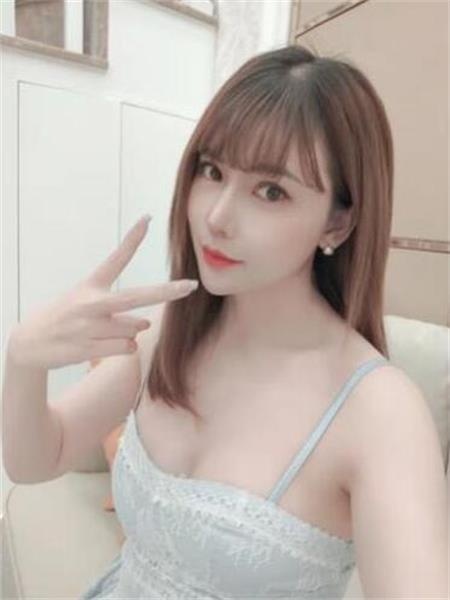 纯天然女神诗诗，服务尺度大