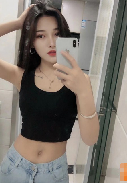 闵行妍妍