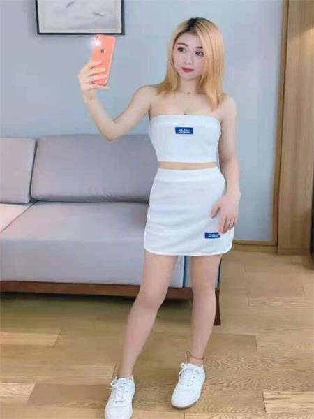 肤白大胸妹纸琪琪