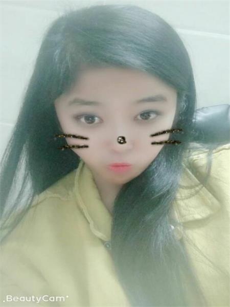 张家边彤彤