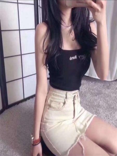 性感妹纸，姿势任摆