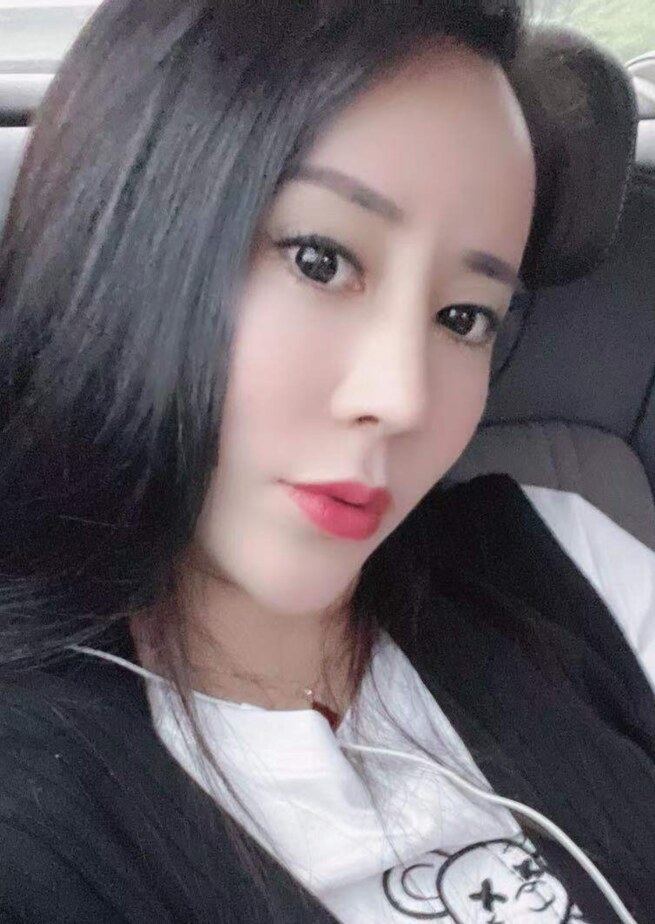 闵行大胸馨馨性价比不错