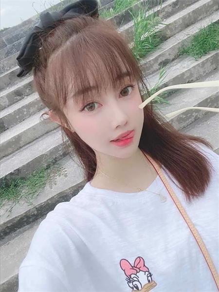 红光娇小妹子静宝宝