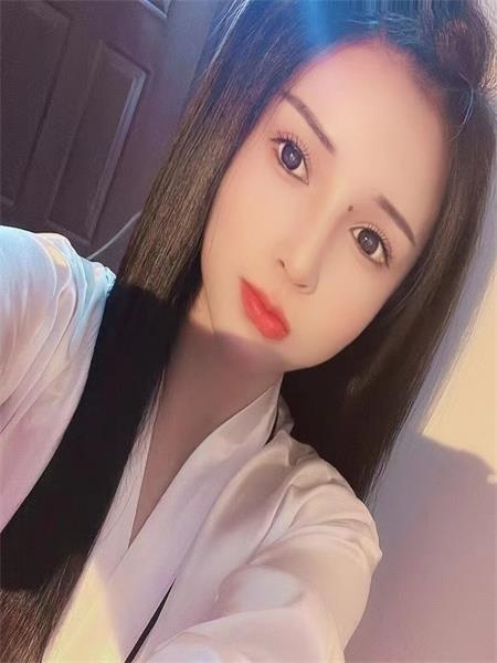 兼职大胸妹梦梦