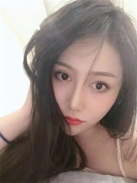 温柔美人彤彤