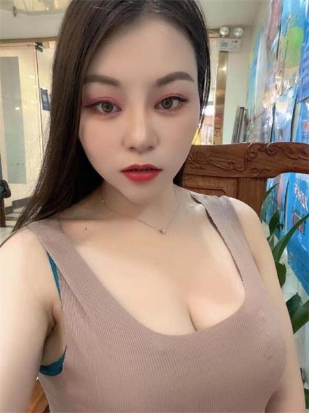 深圳大胸小曼