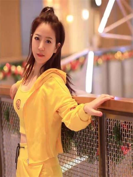 口爆不错的服务型妹子