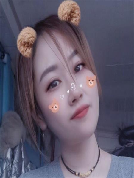 大屁股少妇盈盈