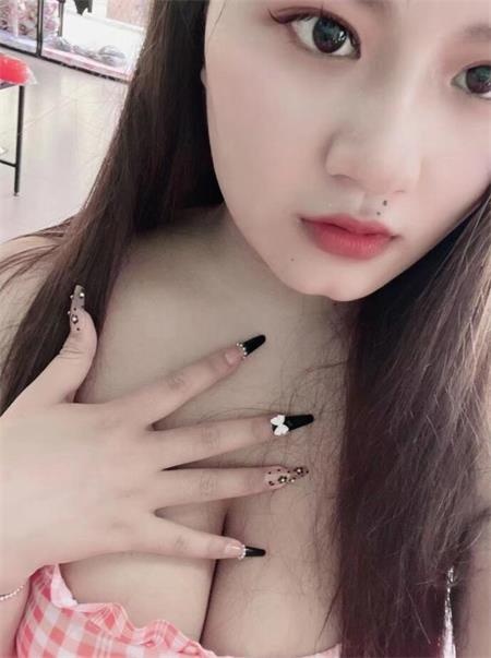 00后兼职学生妹