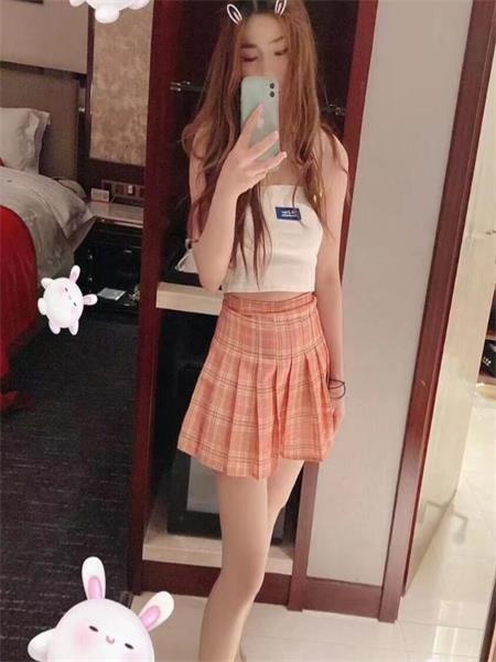 武汉大长腿妹妹