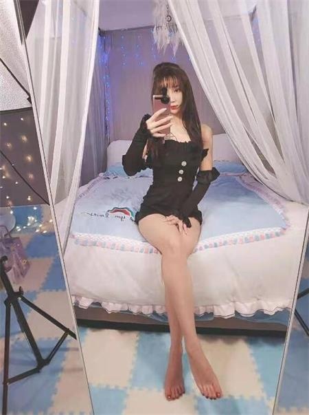 大长腿的性感妹子