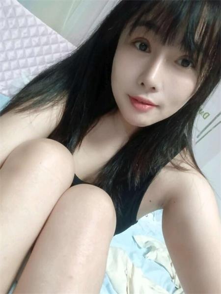 西乡爆乳妮子