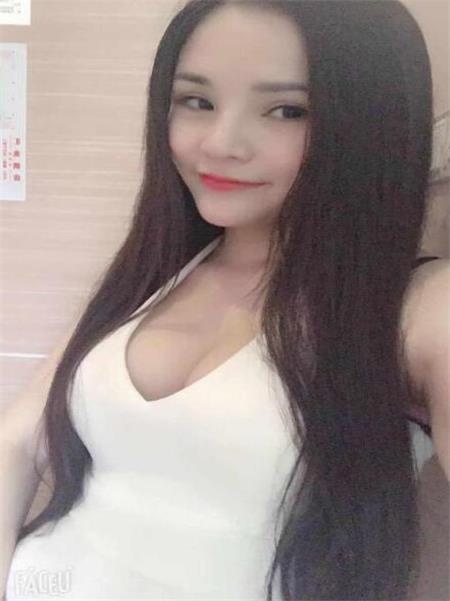 乖萌的小雨柔