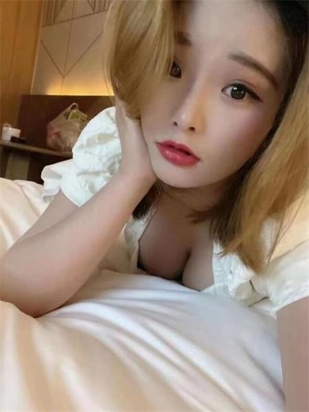 女友类型的小姐姐