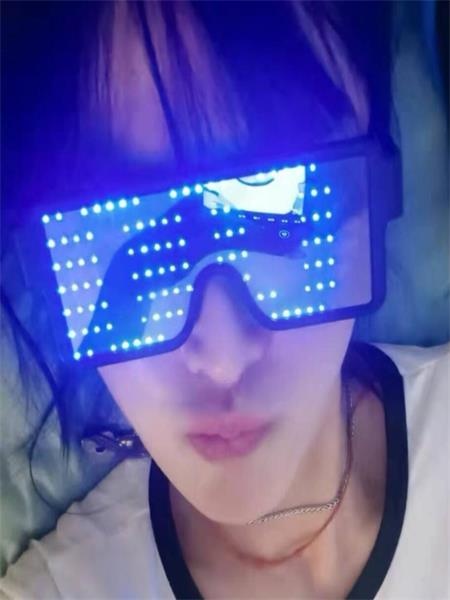 体验月大小姐