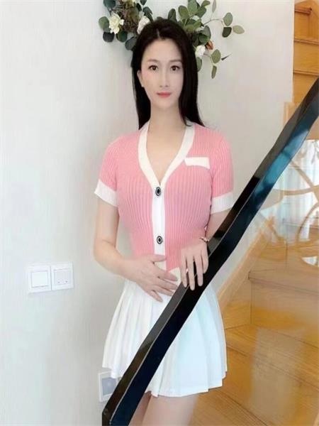 颜值担当小薇