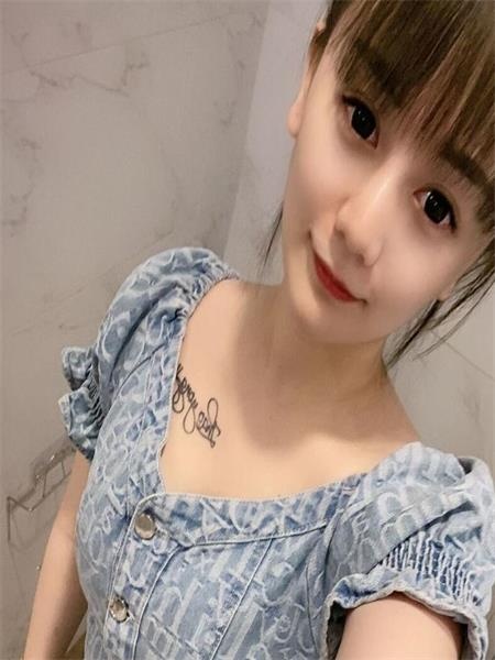 舞蹈老师允儿
