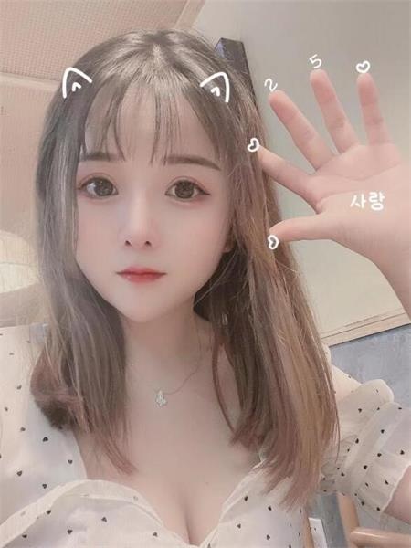 漂亮小笑笑