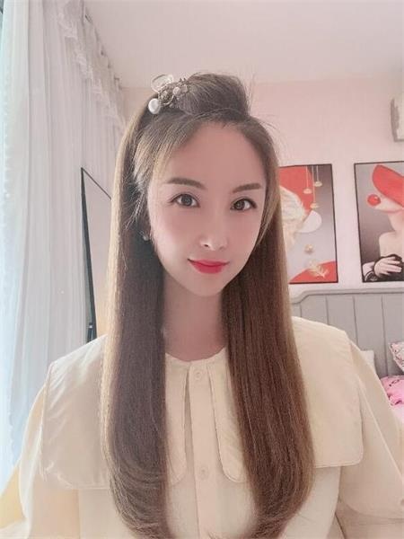 甜心小美女