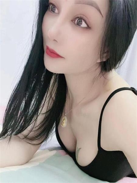 石岩御姐菲菲