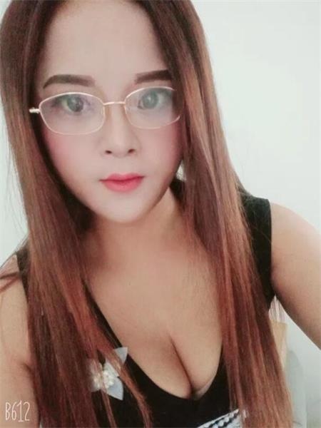 分享泻火少妇
