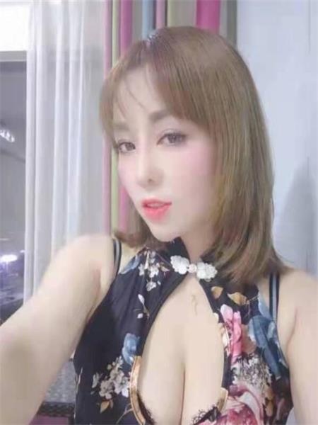 服务小姐姐轩儿