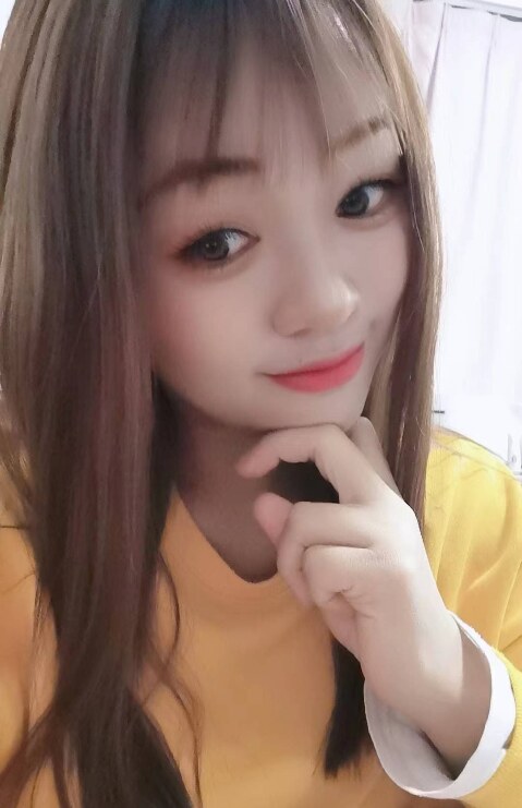 骨感美女小丽