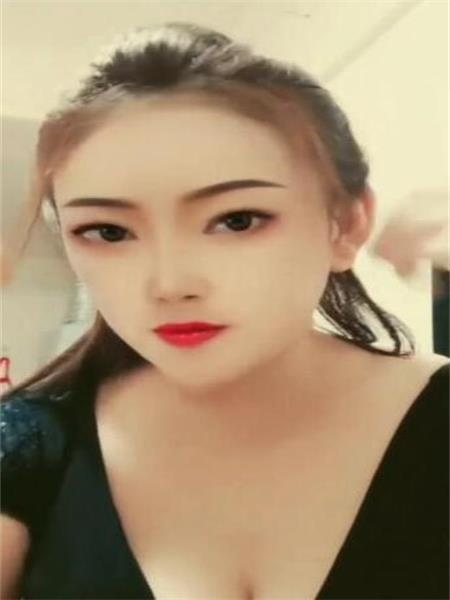 蜜桃臀小马达屁股