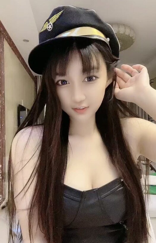 口活超棒的极品嫩妹