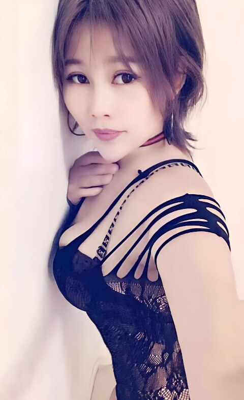 重庆大奶短发御姐