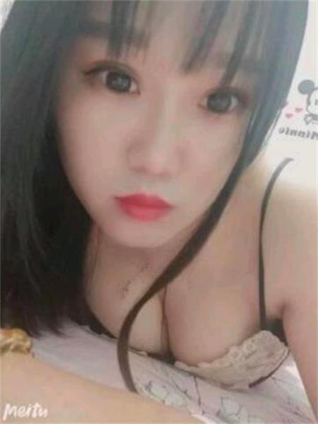 会所出身小少妇蓉西