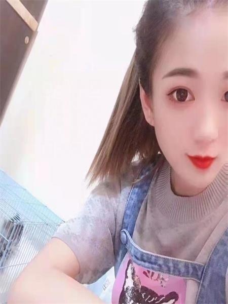 三街附近嫩妹体验