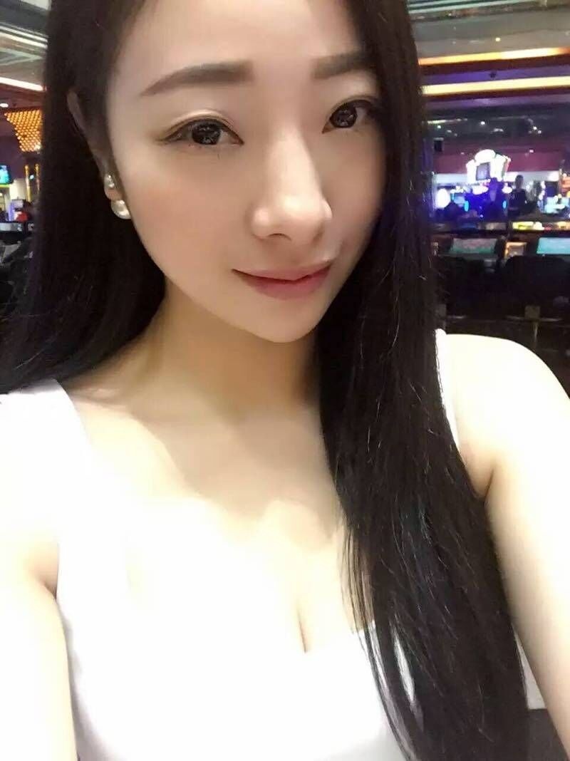 身材娇小的小萝莉