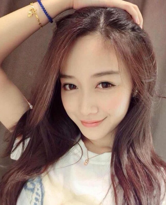奶大逼紧，让人得欲仙欲死