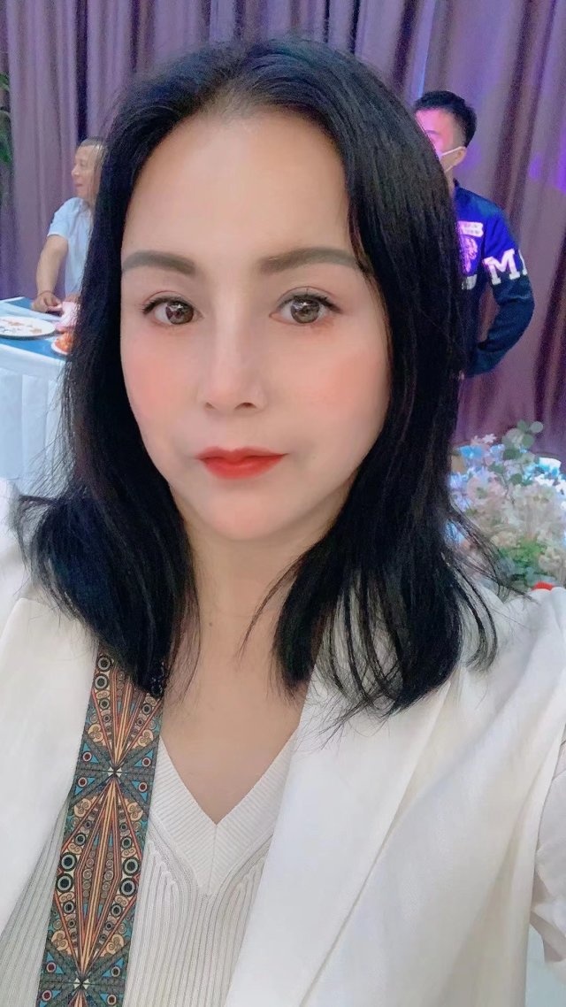分享一个泻火熟女