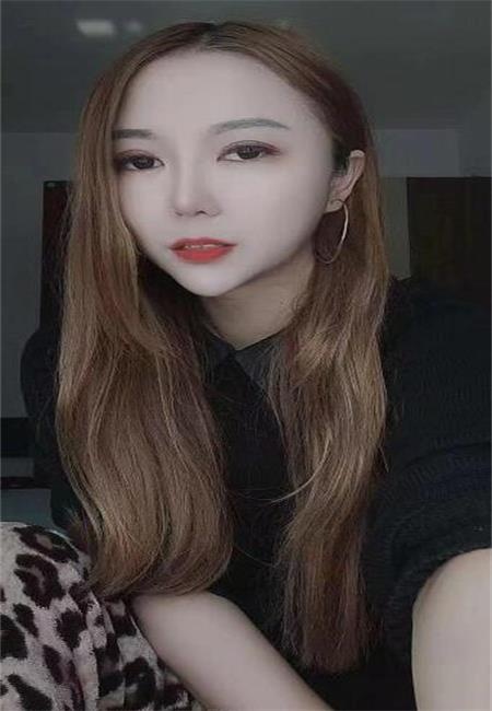 黑丝御姐服务系