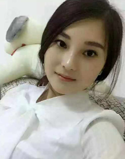 长腿高挑的女神范轻熟女