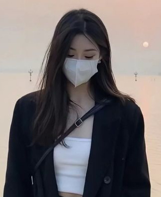 人民公园附近的丝袜美女