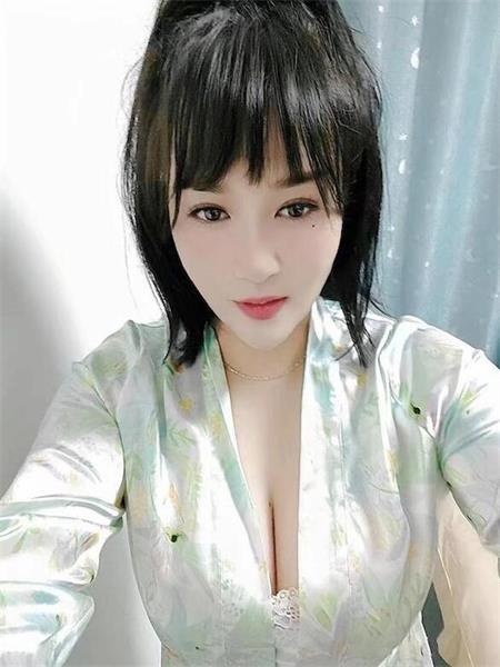 白云风骚小芳