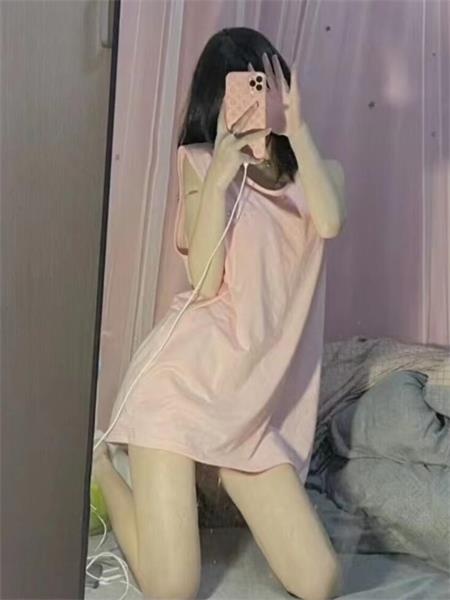 温柔甜美妹子